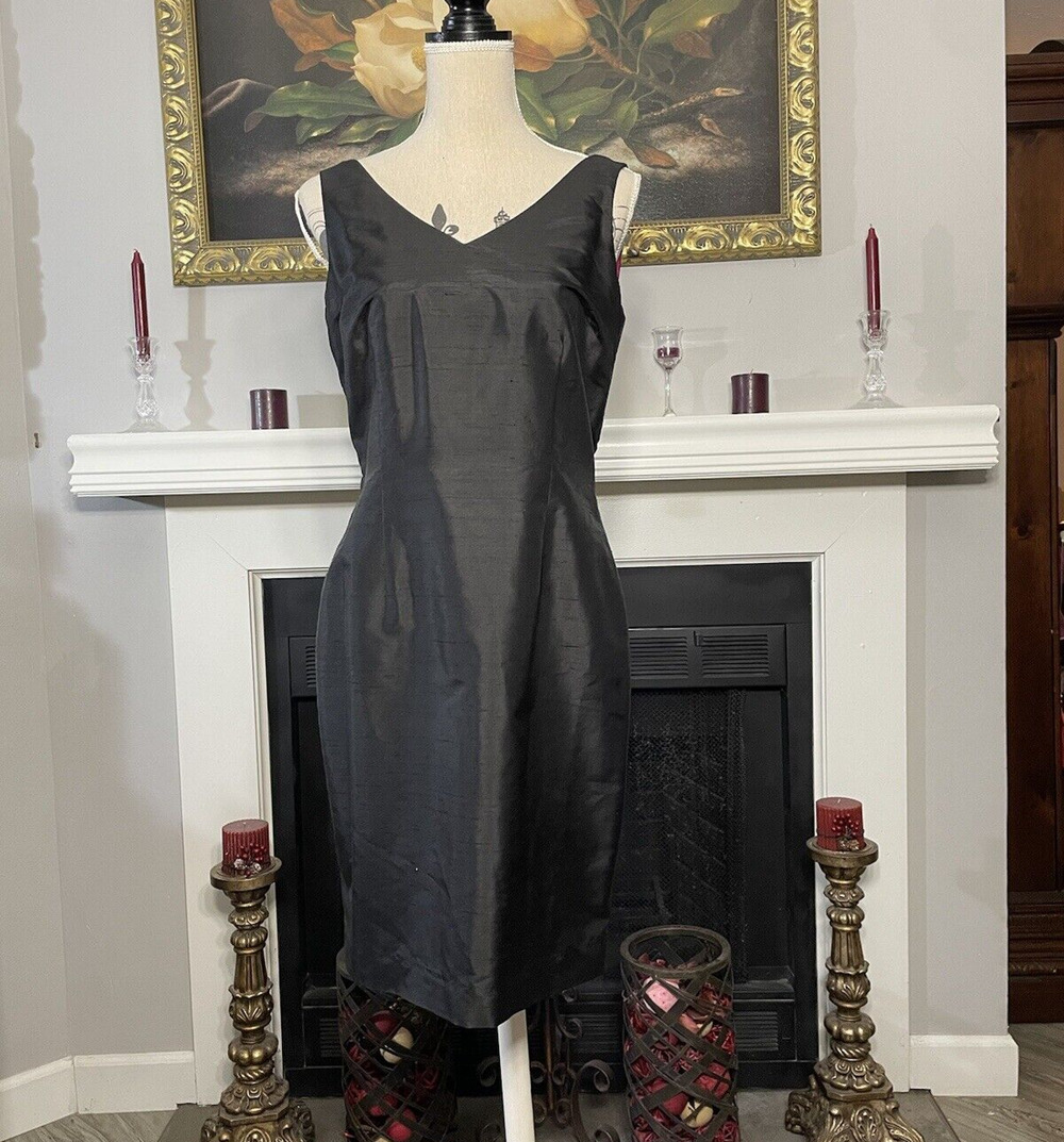 DONNA RICCO Petite Sheath Black Dress Size 10